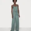 Anna Field Jumpsuit - Light Green