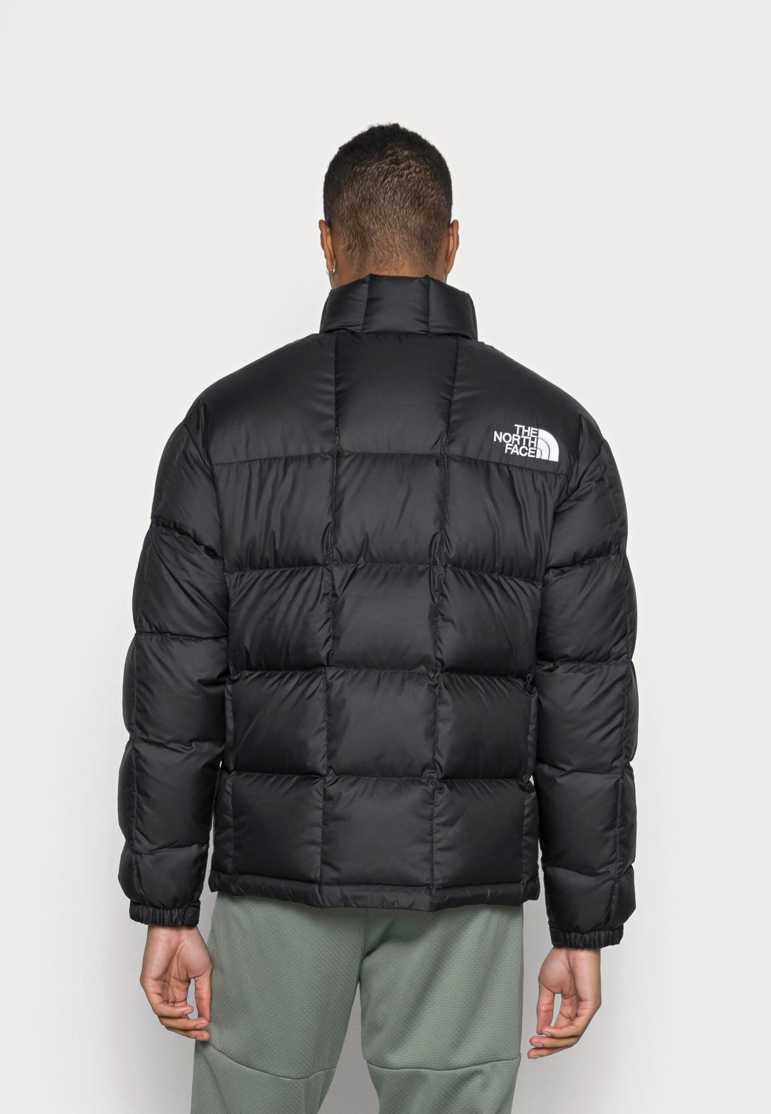 The North Face M Lhotse- Eu - Down Jacket - Black/White - Image 3