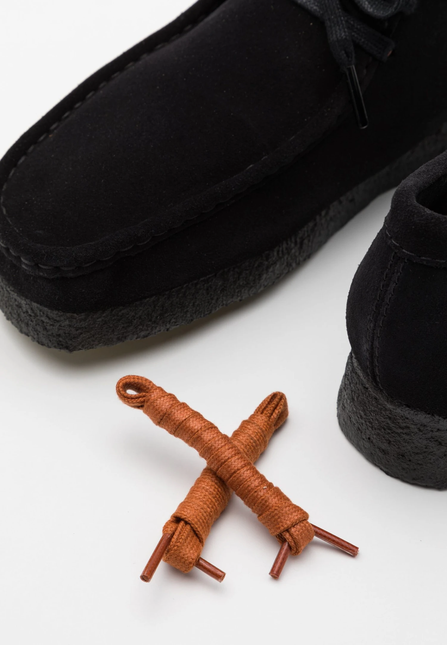 Clarks Originals Wallabee - Casual Lace-Ups - Black - Image 6