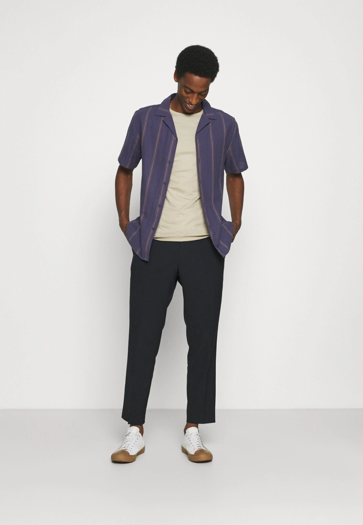 Pier One 5 Pack - Basic T-Shirt - White/Dark Grey/Black