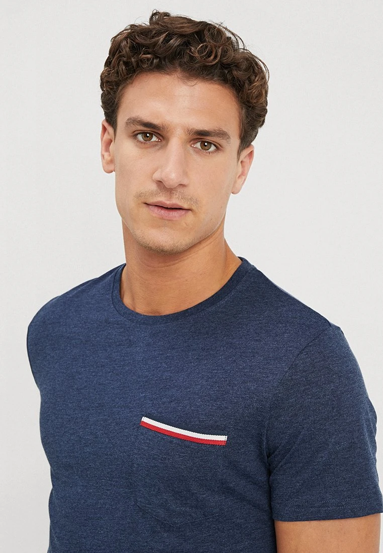 Pier One Basic T-Shirt - Mottled Dark Blue - Image 5