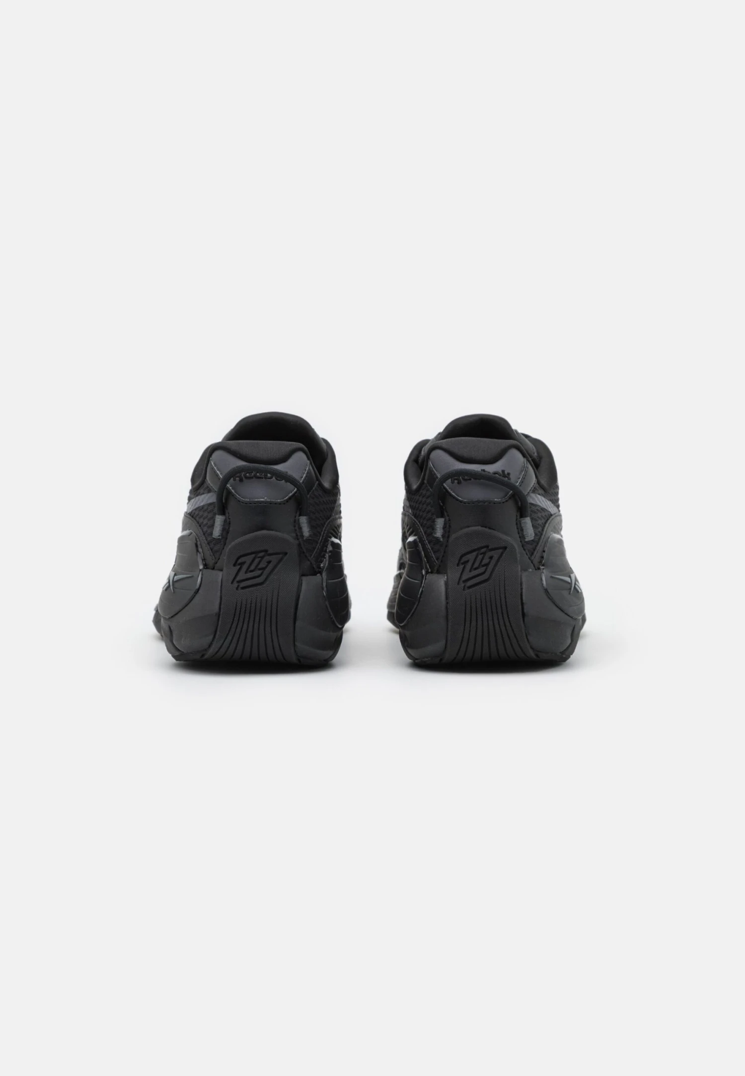 Reebok Classic Zig Kinetica 2.5 Unisex - Trainers - Core Black/Pure Grey 7/Pure Grey 8 - Image 3