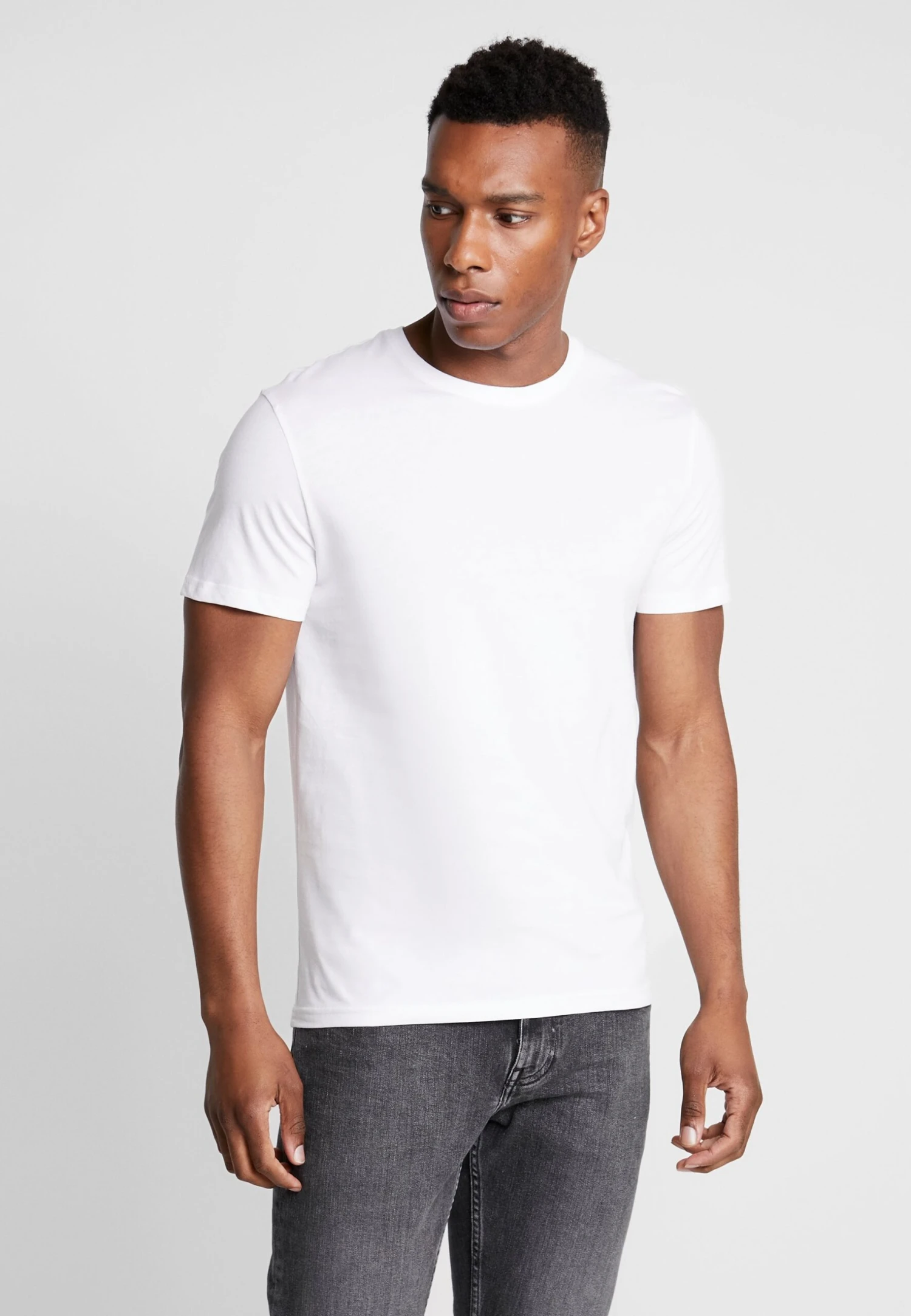 Pier One 3 Pack - Basic T-Shirt - White - Image 3