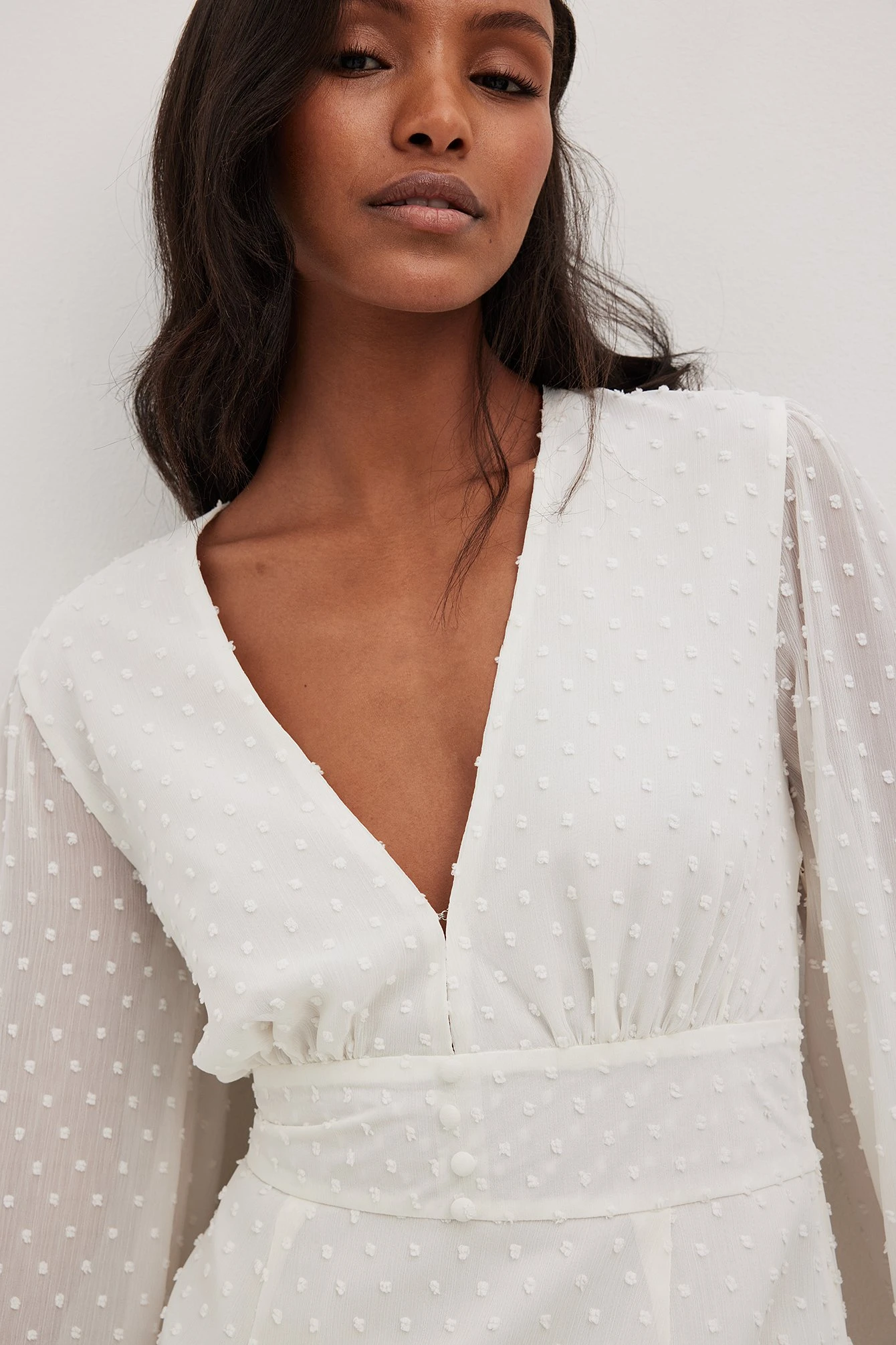 NA-KD Balloon Sleeve Button Detail Dress - Maxi Dress - Image 4